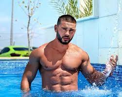 Dorian popa și claudia, cunoscută drept babs, formează un cuplu de zece ani. Am Aflat Secretele Bine Ascunse Ale Lui Dorian Popa Lucrurile Pe Care Nu Le Stiai Despre Artist Video Star News Antenastars Ro