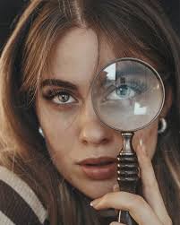 Melanie Abbott (melanieshinn14)