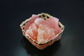 How To Purify Table Salt From Rock Salt Rock Salt Himalayan Rock Salt Lamp Salt