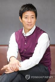 He studied english literature at korea national open university and made his acting debut in the 1987 tv drama series. S Korean Actor Choi Soo Jong Yonhap News Agency