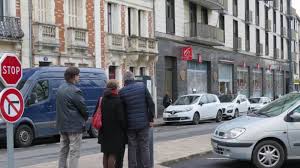 À défaut d'organisation, les automobilistes envahissent les cette opération portera sur le déploiement de 150 horodateurs au niveau de ces quartiers pour pallier les. Les Nouveaux Horodateurs Donnent Du Fil A Retordre