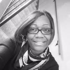 Daphne Townsend's Instagram, Twitter & Facebook