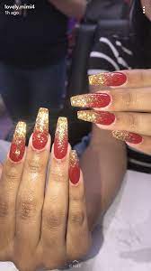 Pin By Oniaizzle On Nails Holiday Acrylic Nails Red And Gold Nails Red Acrylic Nails