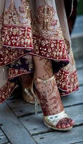 Bridal Sandals In Golden Colour 2018 Bridal Sandals Indian Bridal Indian Wedding Dress