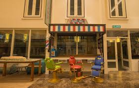 Looking for an affordable hotel in melaka? Riviera Suites Melaka Malacca Best Price Guarantee Mobile Bookings Live Chat