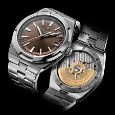 Vacheron constantin sa is a swiss luxury watch and clock manufacturer founded in 1755. 5 Highlights Der Overseas Kollektion Von Vacheron Constantin Watchtime Net
