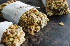 Barres Granola Maison Pour 12 Barres Temps De Preparation 20 Min Temps De Cuisson 30 Min Temps Barres Granola Maison Granola Maison Granola Barre