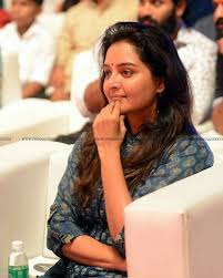 Pin By Sunda2kus On Beauty Photo Poses Malayalam Actress Poses