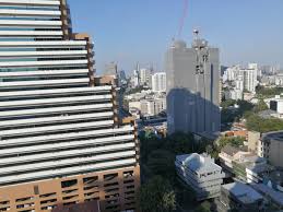 Home buyers searching for their next 1 bedroom property in cebu can new homes for sale near lrt or mrt. Condo Sale Ekkamai Bts 1 Bedroom High Floor Remax Bangkok