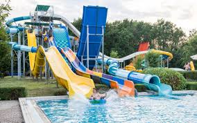 Az ő ősei ásták az első kutakat, fakádakba buzgott a hideg víz. Csuszdaparkos Strandok Ahol Gyogyviz Is Van Termal Online