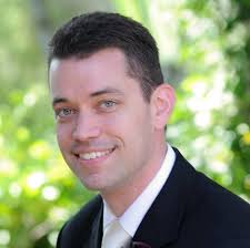 Most people dabble their way through life, never deciding to master  anything in particular. In fact, I believe most people fail in life simply  because they major in minor things. I believe