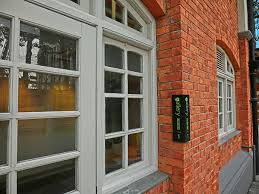 Light grey house with red brick. File Hk åŒ—è§' North Point æ²¹è¡—å¯¦ç¾ Oil Street Art Space Red Brick House Mar 2014 Gallery Exhibition Hall Windows Jpg Wikimedia Commons