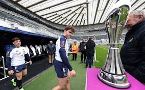 Mené dans les derniers instants par le leader du top 14, la rochelle a su trouver les ressources pour. Challenge Cup Final Pits Jono Gibbes La Rochelle Against Scarred Clermont