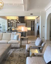 a beautiful neutral color scheme keeps