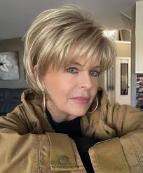 I love the color /cut combo, but this fat face GOT to go