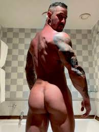 TW Pornstars - Logan Chase (18+) (Top .96%). Twitter. Cruise ship lighting  👌🏼. 10:10 PM - 7 Mar 2023