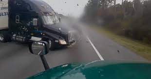 This dash cam is capable to record the entire road in front of the driver and inside the vehicle. Dash Cam Video Released Of The Fla Crash That Killed 7 In January