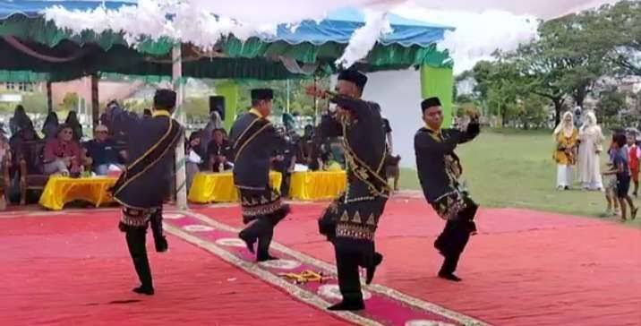 Pelestarian Tari Dampeng Singkil, Berkembang Pesat di Era Modern ...
