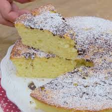 Soffice E Super Golosa Torta Alla Ricotta E Cioccolato Iniziamo Il Venerdi Alla Grande Per La Ricetta Link In Bio E Ne Ricette Dolci Torte Dolci