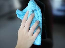 Cleaning your 4k, oled, or led tv screen with a soft, dry cloth is recommended. How To Clean Your Hdtv Without Doing Any Damage