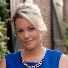 Carrie Kroll's Instagram, Twitter & Facebook