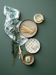Cuisine Verte 3 Nuances De La Plus Claire A La Plus Sombre Joli Place Cuisine Verte Decoration Verte Cuisine Verte Olive