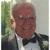 Brad Bloomer's Instagram, Twitter & Facebook