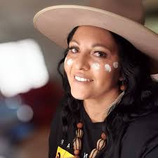 About Mindful Movement Education by Yogazeit