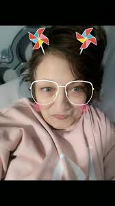 Laura Beth Zeka (@zeeeeeeka_laura) • Instagram photos and videos