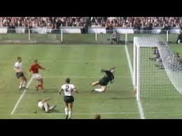 Det var på vippen att det tyska em äventyret tog slut redan i gruppspelet. England V Germany 1966 The Most Controversial World Cup Final Oh My Goal Youtube