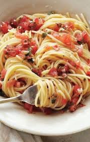 Pasta With Fresh Tomato Sauce Recipe Recipe Fresh Tomato Pasta Healthy Recipes Recipes