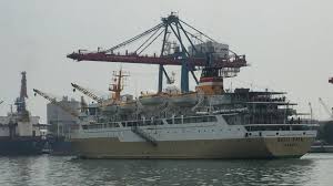 Hingga 21 pejabat pelindo ii pun mengundurkan diri pada tahun 2013. Mengintip Aktivitas Penumpang Kapal Pelni Di Pelabuhan Tanjung Priok Kumparan Com