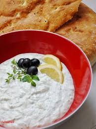 Rezept Fur Tzatziki Griechischer Quark Dip Ganz Einfach Rezept Tzatziki Rezept Rezepte Tzatziki