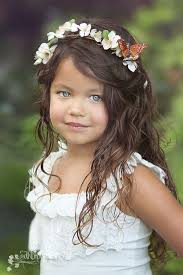 Love This Dreamy Romantic Innocent Feminine Style Of This Fairy Tale Look That Is Perfect For A Flower Girl Beautiful Children Children Photography Cute Kids