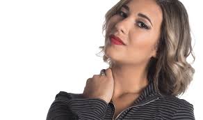 Conheça o ministério da cantora Débora Medeiros