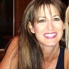 Lisa Crowson's Instagram, Twitter & Facebook