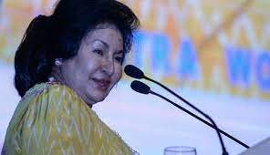 Born in kuala pilah, negeri sembilan on december 10th 1951, datin paduka seri rosmah mansor has come a long way from her home in the suburbs and her. Datin Seri Rosmah Mansor Roketkini Com