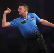 Van gerwen has been wildly inconsistent across the season and is without a title since the players championship finals in november, but he. Phil Taylor Darts Wm Gegner Rechnen Mit Unfairem Justin Pipe Ab Welt
