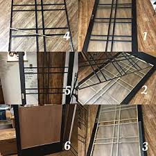 ガラス引き戸リメイク が写っている部屋のインテリア写真は2枚あります entrance ガラス引き戸 セリア 窓枠 diy リメイクシート ダイソー 築30年貸家 いつもいいねやコメありがとうございます いいね フォロー本当に感謝です トイプードル多頭飼いとよく一緒に使