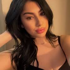 Abby Bourgeois (@abbylouu12)