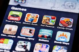 Apple's iphone, ipod touch and ipad connect wirelessly to the internet. Which Are The Best Apps To Download For Free