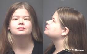 Tiffany Eastwood's Instagram, Twitter & Facebook