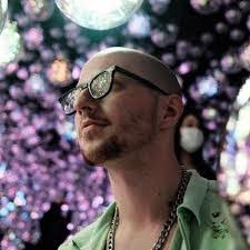 Jesse Weigel's Instagram, Twitter & Facebook