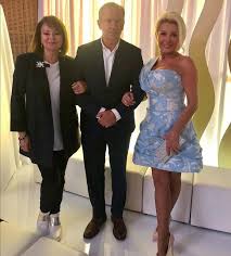 Jakiej płci będzie wnuk tomasza stockingera? Nowe Informacje O Stanie Zdrowia Tomasza Stockingera Jest Po Ciezkiej Operacji Wideoportal Tv Plotki Gwiazdy Komentarze Wideoportal Tv