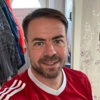 60+ "Stephen Barrie" profiles