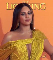 The daughter of the star r n b beyonce, who knows firsthand about show business from the beyonce and jay zee with her daughter on the stage of the mtv video music awards in 2014. Beyonce Wikipedia