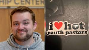 SC Church Suspends Youth Pastor After 'I ♥ Hot Youth Pastors' Incident
