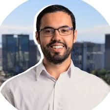 Naiara Amorim Carvalho