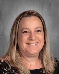 Nicole Newbold's Instagram, Twitter & Facebook