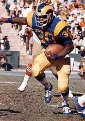 Laurence Mccutcheon Nfl Football Players Rams Football Vintage Football
